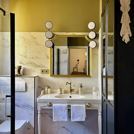 House Labineca