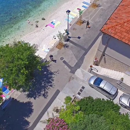 House Labineca بيت للعطل