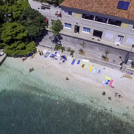 Nyaraló Labineca Gradac