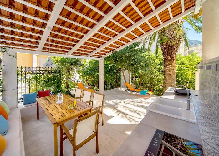 Nyaraló House Labineca Gradac